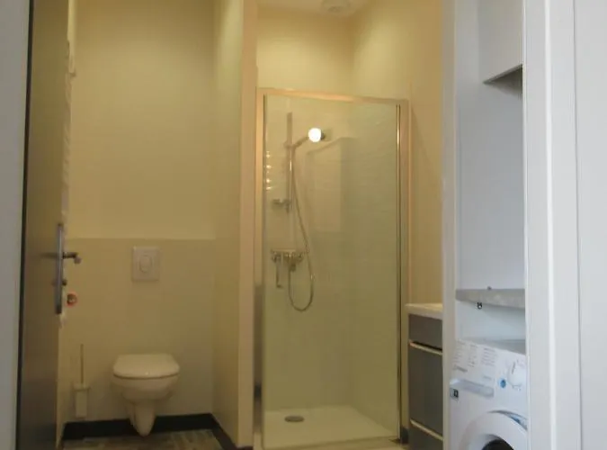 Appartement Forges 5 *